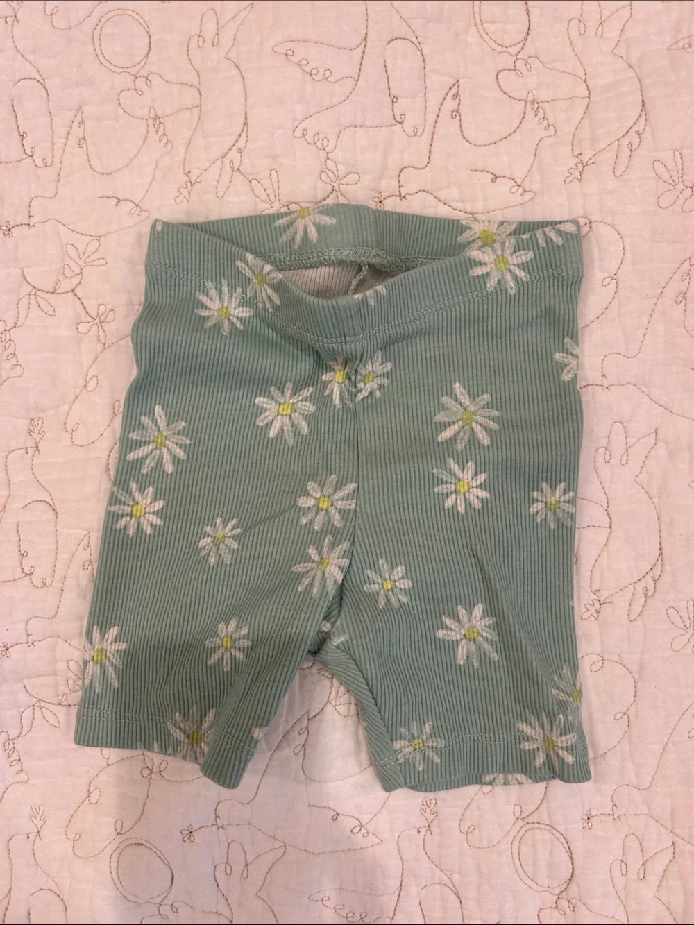 Cat & Jack Sage Green Ribbed Daisy Pajama Set